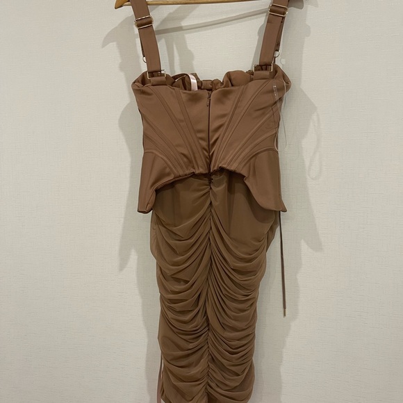 House of CB London Dress! New with tags - Picture 9 of 9